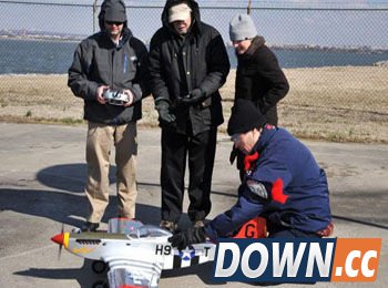 台导弹艇装16枚大型反舰导弹 目标辽宁舰