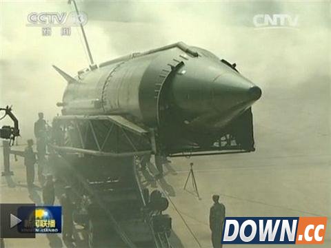 央视曝二炮导弹试射罕见照 