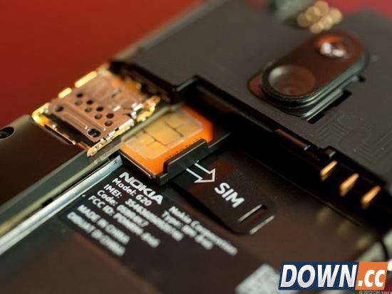 十大反人类手机设计 苹果诺基亚均中枪