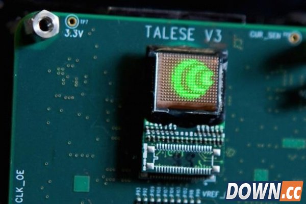 手机高清全息投影芯片将于2015年面世