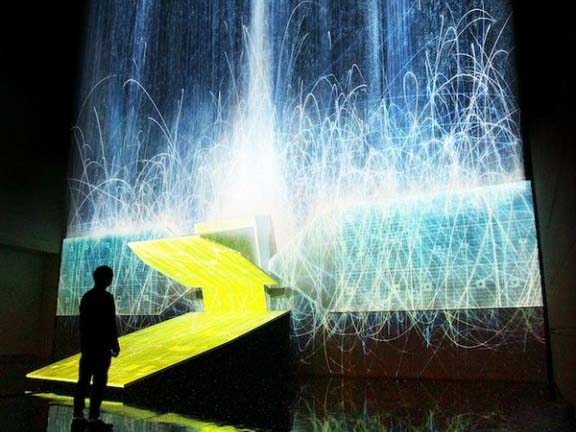 数码技术展现太空中的瀑布