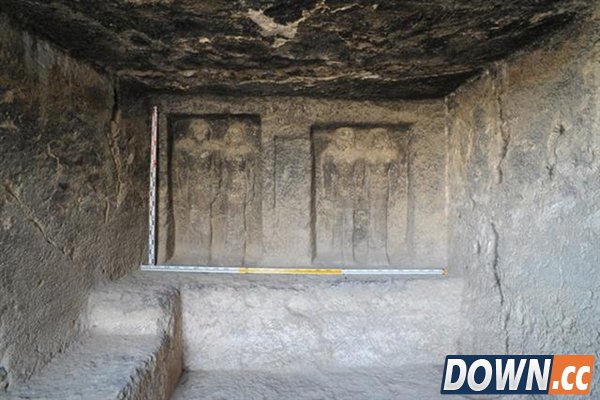 埃及最大金字塔现神秘壁画