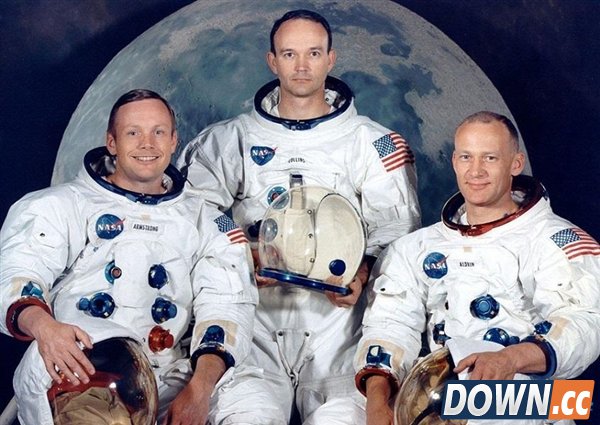 重温历史时刻:美国登月45周年珍贵照片展