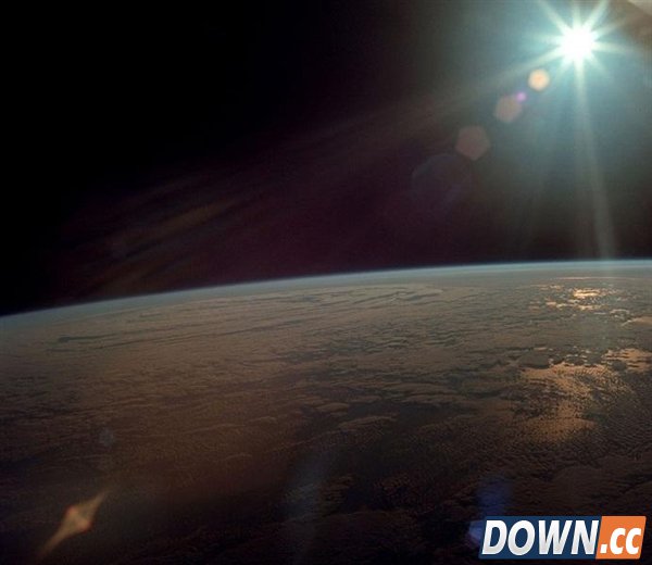 重温历史时刻:美国登月45周年珍贵照片展