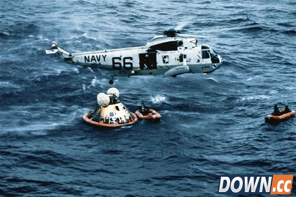 重温历史时刻:美国登月45周年珍贵照片展