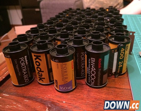 创意DIY:将旧胶卷筒改造成婚礼请柬