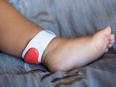 号称可监测心率的婴儿脚环问世