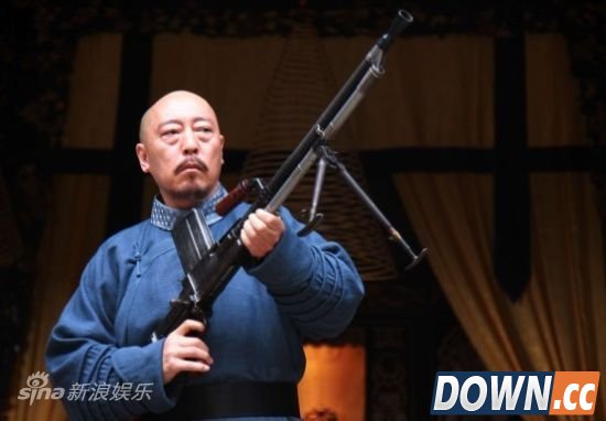 天雷滚滚:国产军事片穿越兵器大集合!