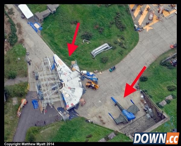 《星战7》1:1飞船模型惊艳亮相