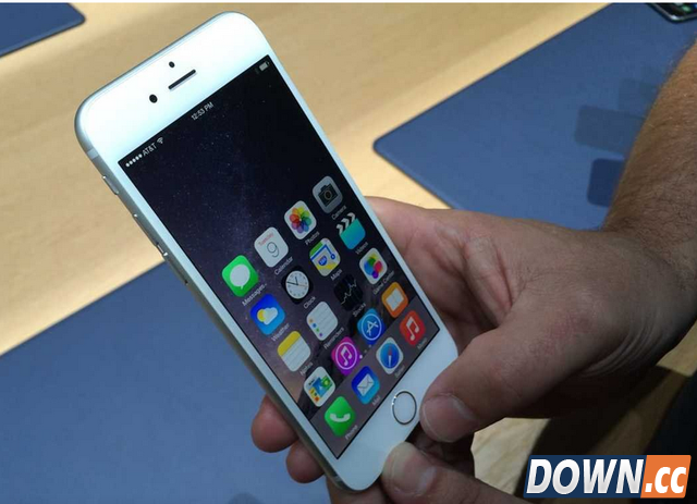 苹果iPhone 6 Plus预订发货时间已推迟至4周 