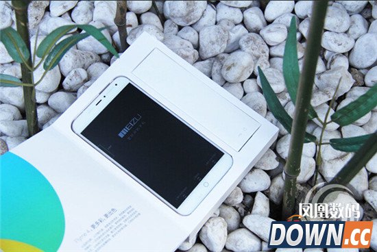 魅族MX4 YunOS版真机开箱图赏：土豪金美翻了（附视频）