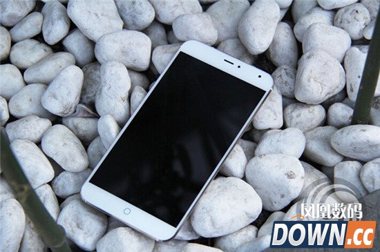 魅族MX4 YunOS版真机开箱图赏：土豪金美翻了（附视频）