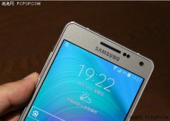 三星GALAXY A5电信版2599元