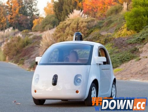 谷歌首辆无人驾驶汽车原型完成 时速最高40km/h