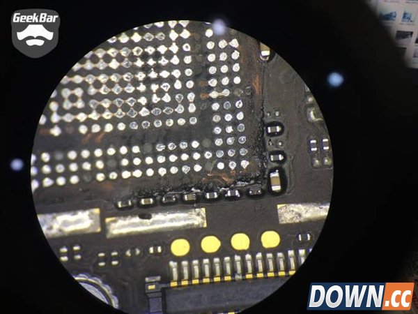 iPhone被指一代不如一代：再说说点胶