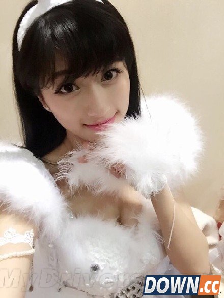 这就是百度新“度娘”？还是个兔女郎...