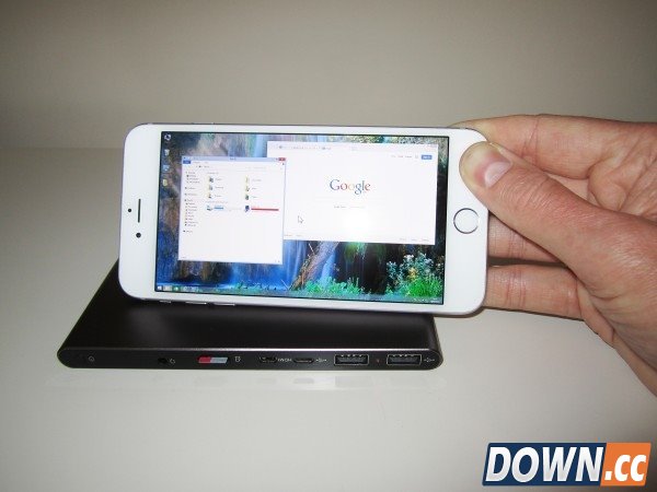 比爱疯还小的电脑萌萌哒 便携win8.1pc设备还能当充电宝