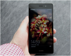 带上华为P8青春版过“双节” 亲情友情双丰收