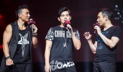 你认为周董的LOL水平在什么分段 不会真的是青铜吧