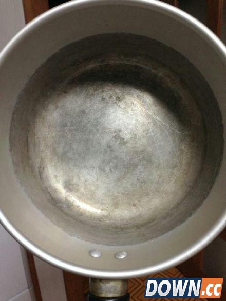 网友把锅底PS成月亮