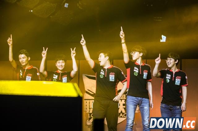 lolS5中国三支队伍分析