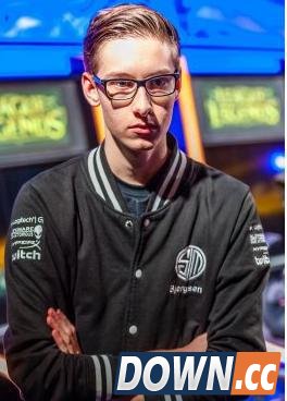 S5大魔王faker精彩GIF集锦