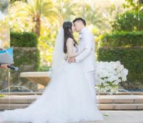 京东创始人刘强东与网红奶茶妹妹甜蜜婚礼图集