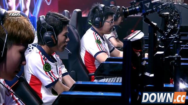 LGD淘宝权疑似因水土不服生病