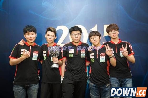 微笑谈LPL战队S5表现