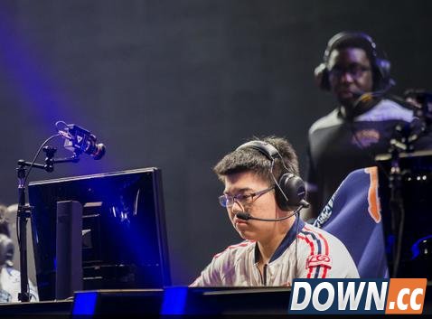 GODV欧服亚索5杀秀队徽