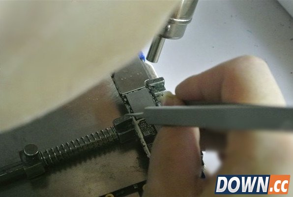 iPhone怎么加内存卡