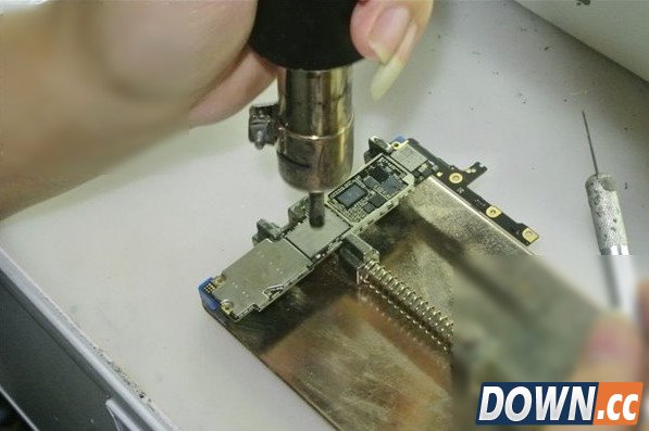 iPhone怎么加内存卡