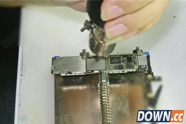 iPhone怎么加内存卡