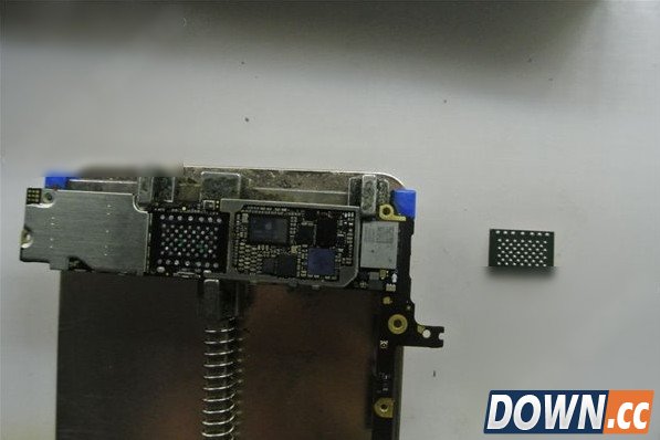 iPhone怎么加内存卡