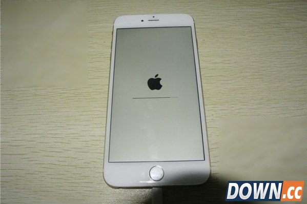 iPhone怎么加内存卡