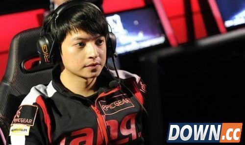 LOL年末封神盘点：Faker用一个英雄震惊世界！