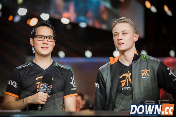 国外玩家如何评论FNC VS EDG