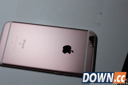 iPhone6S充电爆炸网友吐槽太假