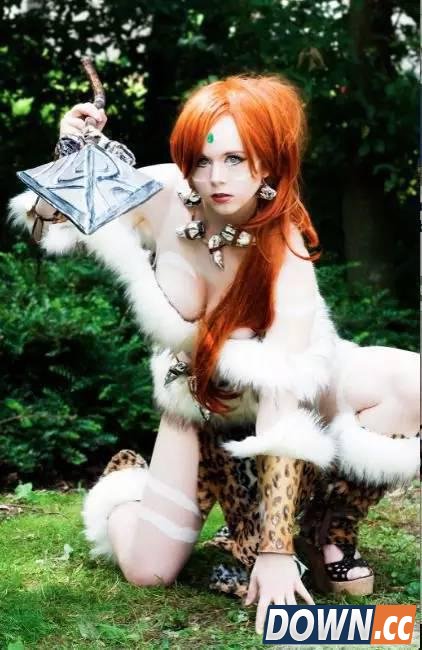 外国妹子cos卡特豹女