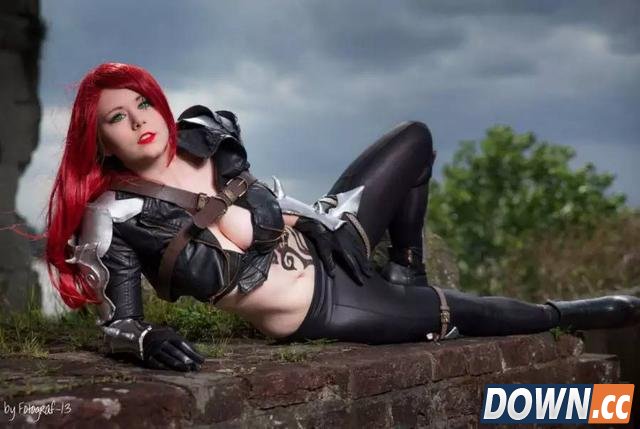 外国妹子cos卡特豹女