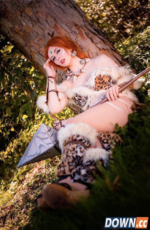 外国妹子cos卡特豹女