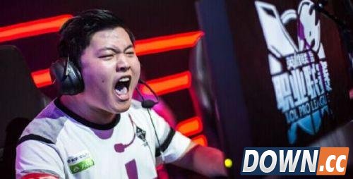 OMG键盘广告全员独缺UZI