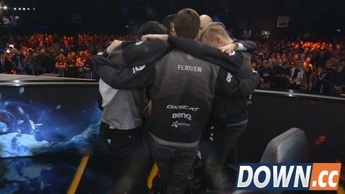 欧美玩家怎么评价FNC惨败