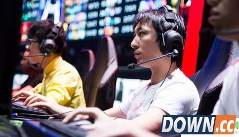 王校长组建游戏公司联盟