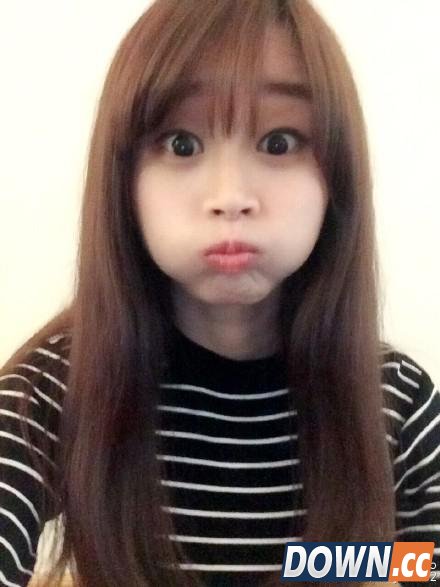 熊猫TV女主播直播睡觉