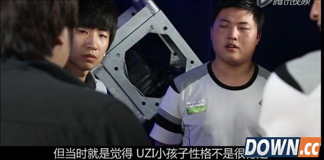 赛场外专访OMG视频