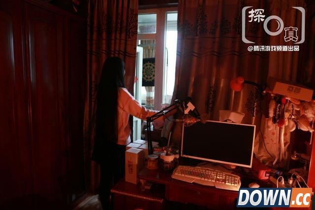 lol女主播自爆曾被人提出包养