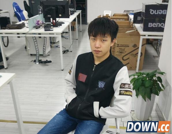 厂长《竞迹》专访内容