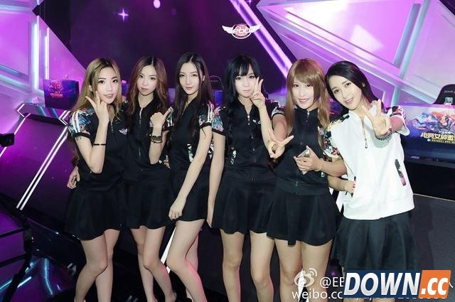 国民老公打赏熊猫TV女主播十万