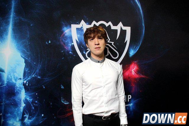 SKT收获上单大将Duke